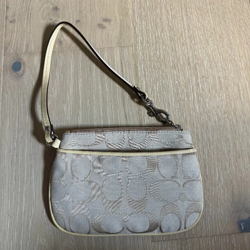 Coach Signature C Wristlet Woven Jacquard Mini Bag
